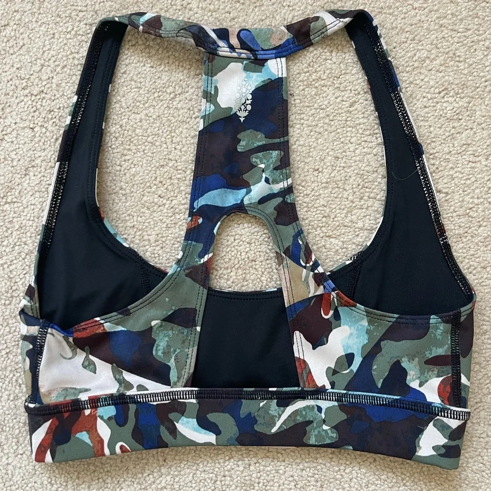FP Movement by Free People Daybreak Graphic Camo Leggings & Sports 2pc Set XS - Picture 15 of 16